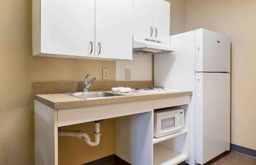 Extended Stay America Select Suites - Columbia - Ft. Jackson image 7
